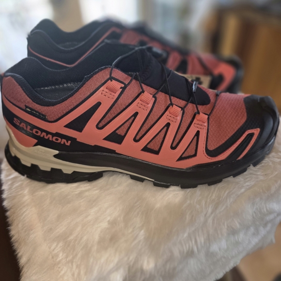 Salomon Women's Coral Pink and Black Trail Shoes - Picture 3 of 10